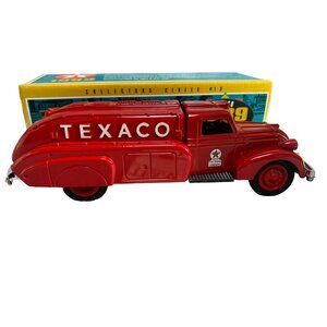 Texaco 1939 Dodge Airflow Tanker Bank Die-Cast Model Ertl Collectible Red
